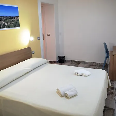 Miramare בית הארחה 3*