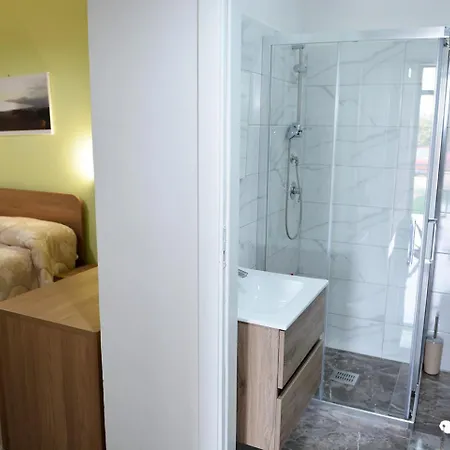 ゲストハウス Miramare